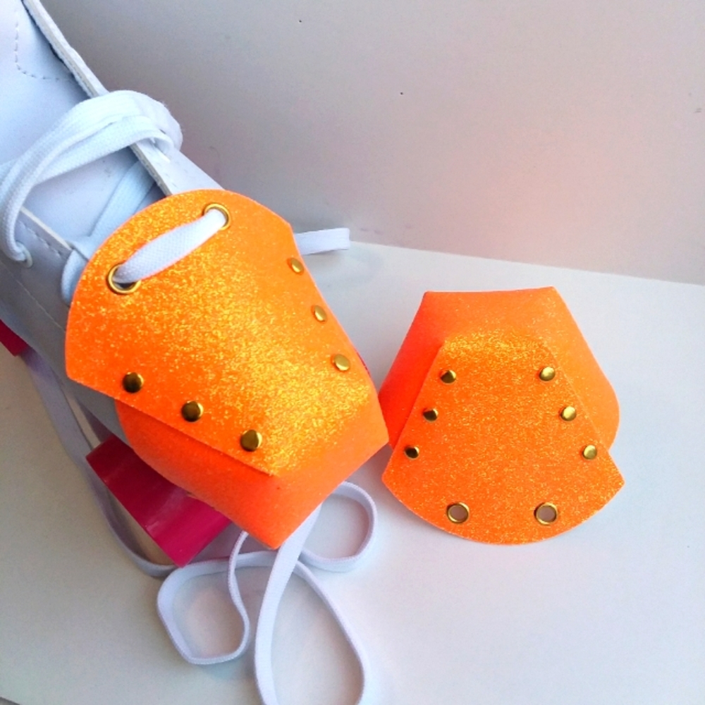 ROLLER SKATES TOE GUARDS   Glow in the dark ROLLER SKATE TOE CAPS